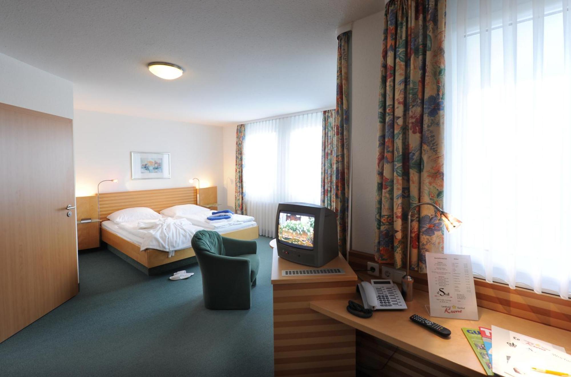 Landhotel Gasthof Krone Kupferzell エクステリア 写真